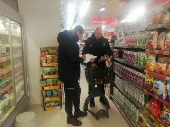 Zabıta Ekipleri Etiket Ve Kasa Fiyatlarını Denetledi
