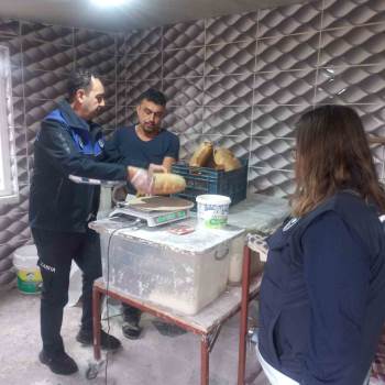 Zabıta Ekiplerinden Ev Ekmeği Üreticilerine Yönelik Denetim
