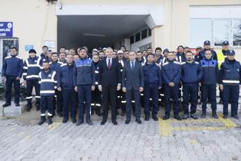 Zabıta Müdürlüğü Personele Kışlık Kıyafet
