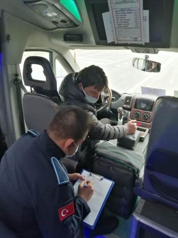 Zabıta Müdürlüğünden Halk Dolmuşlarında Denetim
