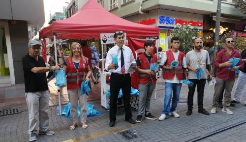 Zafer Partisi’nden Eskişehir’de fidan dağıtımı