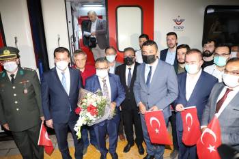 Zafer Treni ’Büyük Taaruz’Un Başladığı Afyon Kocatepe’Ye Ulaştı
