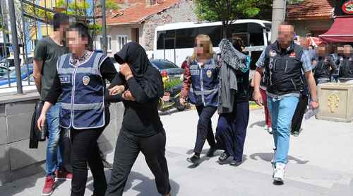 Zehir taciri 6 kişi adliyeye sevk edildi