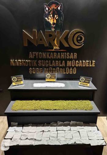 Zehir Taciri İle Polis Arasında Kovalamacada Galip Gelen Polis Oldu
