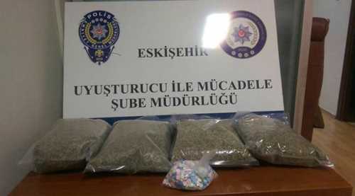 Zehirleyemeden yakalandılar