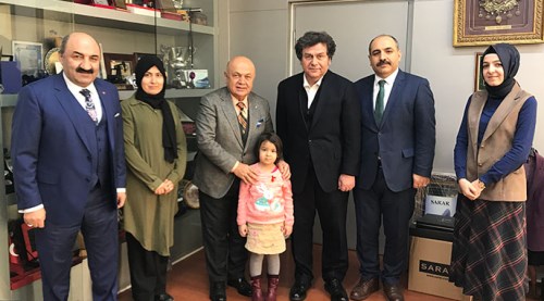 Zehra sevincini Sarar ile paylaştı