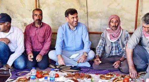 Zihni Çalışkan mevsimlik tarım işçileriyle bir araya geldi