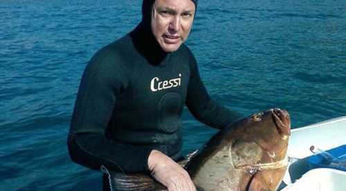 Zıpkınla avlanıyordu, kahreden son