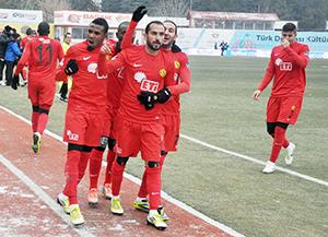 Zirve iddiamız sürüyor