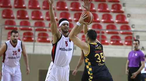 Zirve yarışını sürdürüyoruz