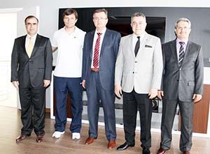 Ziyaretler sürüyor