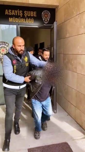 Zor Duruma Düşen Kadınlara Fuhuş Yaptıran Çete Çökertildi
