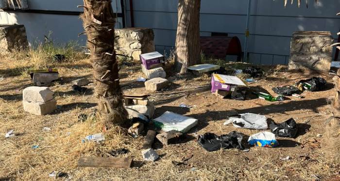 Bilecik’te kurumların arasındaki alan alkol kullananların uğrak noktası oldu Bilecik’te kurumların arasındaki alan alkol kullananların uğrak noktası oldu