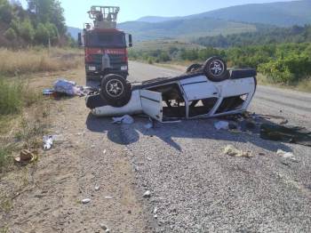 Dikenli Boğaz Mevkiinde Trafik Kazası Meydana Geldi
