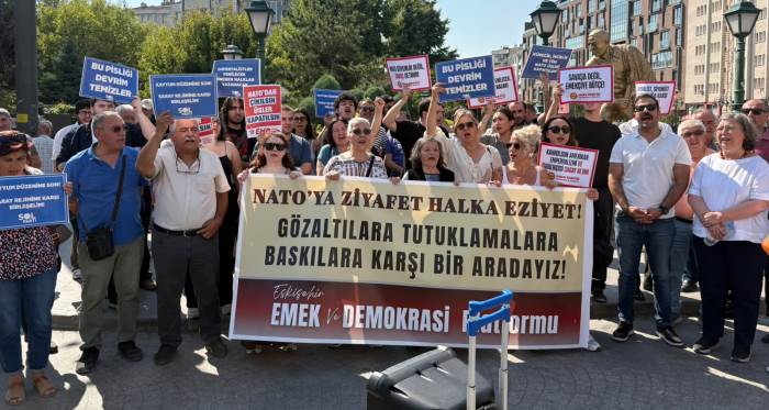 Emek ve Demokrasi Platformu’ndan NATO eylemi müdahalesine suç duyurusu kararı Emek ve Demokrasi Platformu’ndan NATO eylemi müdahalesine suç duyurusu kararı