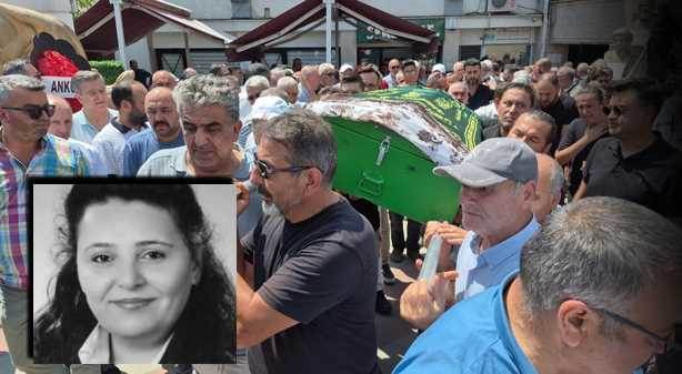 Eskişehir’de acı veda! Kazada ölen kadın gözyaşlarıyla uğurlandı Eskişehir’de acı veda! Kazada ölen kadın gözyaşlarıyla uğurlandı