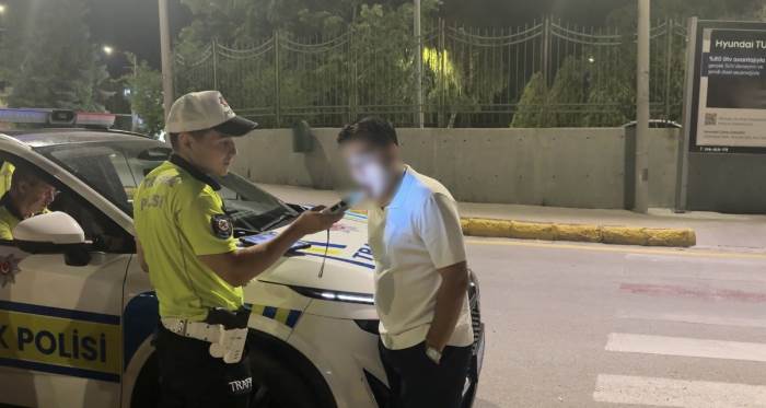 Eskişehir’de alkolün faturası ağır oldu: 3 sürücüye ceza yağdı Eskişehir’de alkolün faturası ağır oldu: 3 sürücüye ceza yağdı