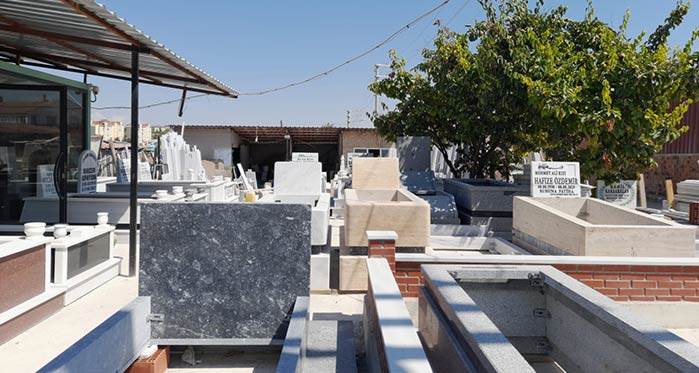 Eskişehir'de en ucuz mezar taşının fiyatı şaşkına çevirdi