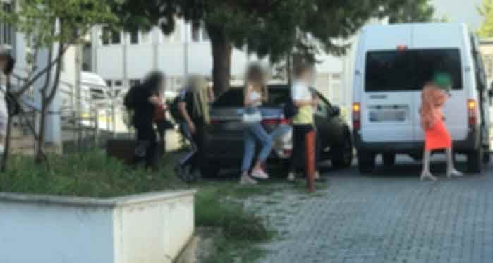 Eskişehir'de fuhuş operasyonunda yakalanan 9 kişi...