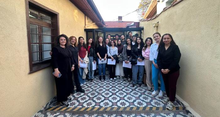 Eskişehir’de gençlerden Mutluluk Atölyesi’ne yoğun ilgi Eskişehir’de gençlerden Mutluluk Atölyesi’ne yoğun ilgi