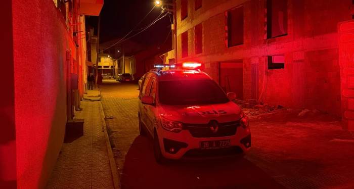 Eskişehir’de günlerdir haber alınamıyordu: Evinde ölü bulundu! Eskişehir’de günlerdir haber alınamıyordu: Evinde ölü bulundu!