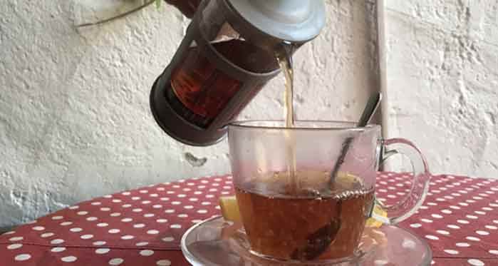 Eskişehir'de hastalıktan korunmak isteyen bu çayı içiyor