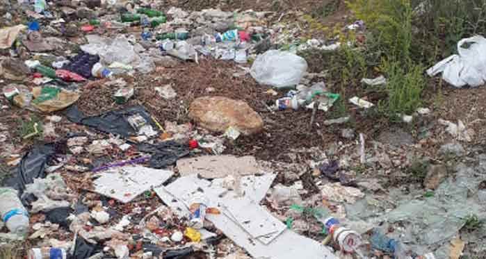 Eskişehir'de utandıran manzara: Çöp yuvasına döndü!