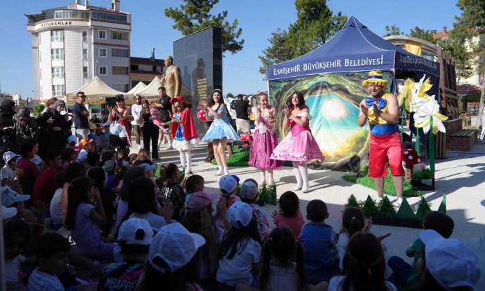 Eskişehir’de yaz şenliği başlıyor: İlçe ilçe etkinlik programı Eskişehir’de yaz şenliği başlıyor: İlçe ilçe etkinlik programı