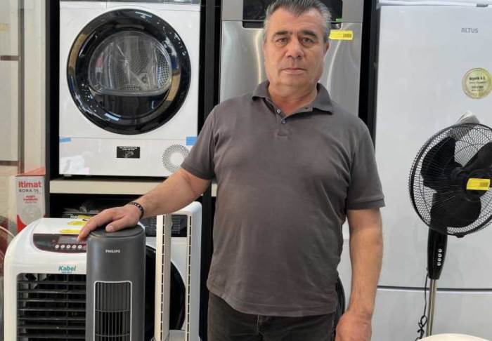 Eskişehir’deki kavurucu sıcaklar vantilatör ve soğutucu satışlarını hızlandırdı Eskişehir’deki kavurucu sıcaklar vantilatör ve soğutucu satışlarını hızlandırdı