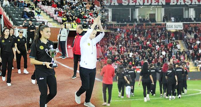  Eskişehirspor'da şampiyonluk kupası sahayı canlandırdı