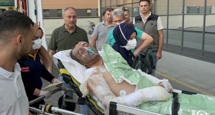 Faciadan kurtulan işçiler Eskişehir Şehir Hastanesi'ne getirildi