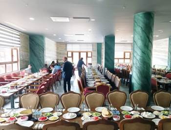 Ilıca Termal Tatil Köyü Restoranı, Gediz Belediyesi Bünyesinde
