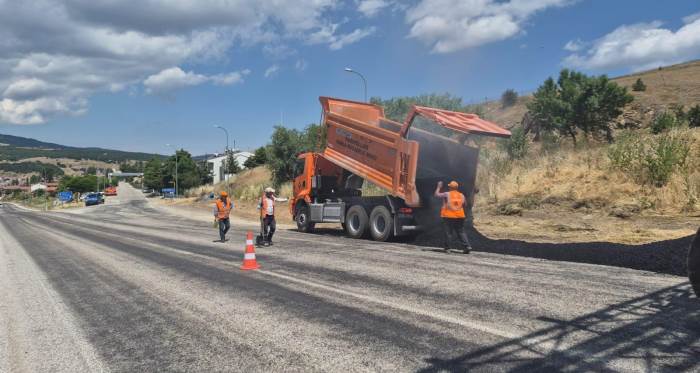Jandarma kontrol noktasında yenileme çalışması Jandarma kontrol noktasında yenileme çalışması