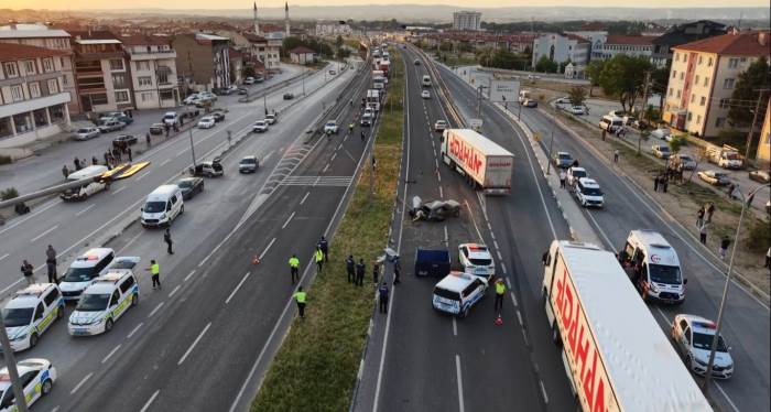 Kütahya’da yürek yakan kaza: 17 yaşındaki geç hayatını kaybetti! Kütahya’da yürek yakan kaza: 17 yaşındaki geç hayatını kaybetti!
