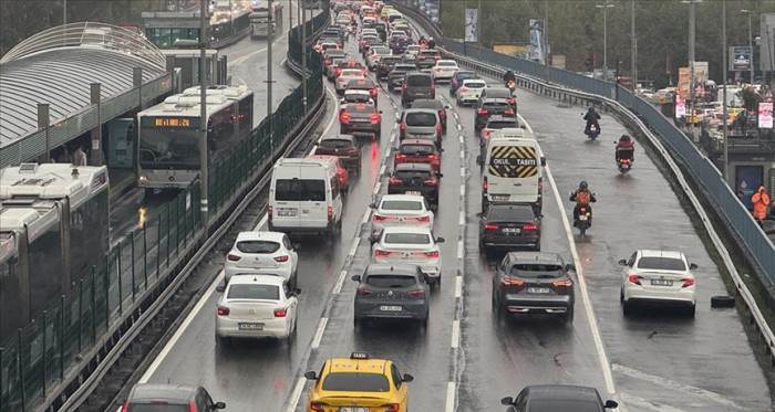 Milyonlarca sürücüyü ilgilendiriyor: Bu belge olmadan trafiğe çıkılamayacak! Milyonlarca sürücüyü ilgilendiriyor: Bu belge olmadan trafiğe çıkılamayacak!