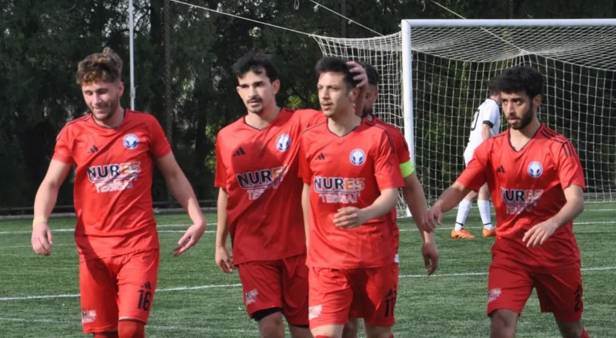 Mücadeleleri renk kattı | Eskişehirspor Haberleri Mücadeleleri renk kattı | Eskişehirspor Haberleri