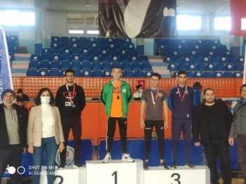 Simavlı Bilek Güreşçisi Sporcular Türkiye Şampiyonasında
