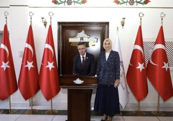 Vali Yiğitbaşı: “Türk Milleti Filistin Özgürlüğüne Kavuşuncaya Kadar Desteğini Devam Ettirecek”
