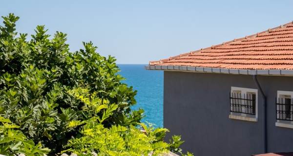 Yazlık kiralayacaklar dikkat! Tatil hayali kabusa dönüşmesin: Bu hataları sakın yapmayın Yazlık kiralayacaklar dikkat! Tatil hayali kabusa dönüşmesin: Bu hataları sakın yapmayın