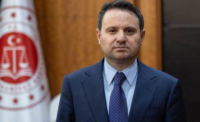 Adalet Bakanı açıkladı: 8 ilde dev operasyon,…