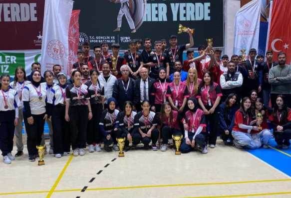 Afyonkarahisar’da bocce heyecanı sona erdi