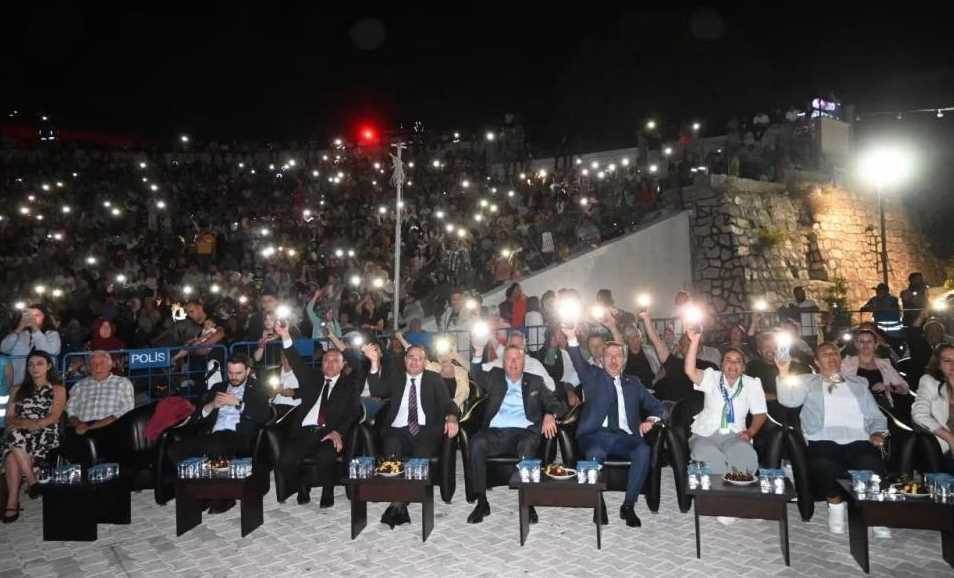 Afyonkarahisar'da festival coşkusu
