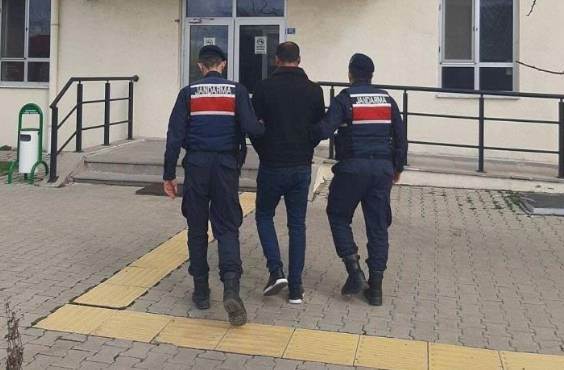 Afyonkarahisar'da jandarma aranan 45 kişiyi y…