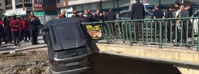 Afyonkarahisar’da zincirleme kaza! Çarpışan a…