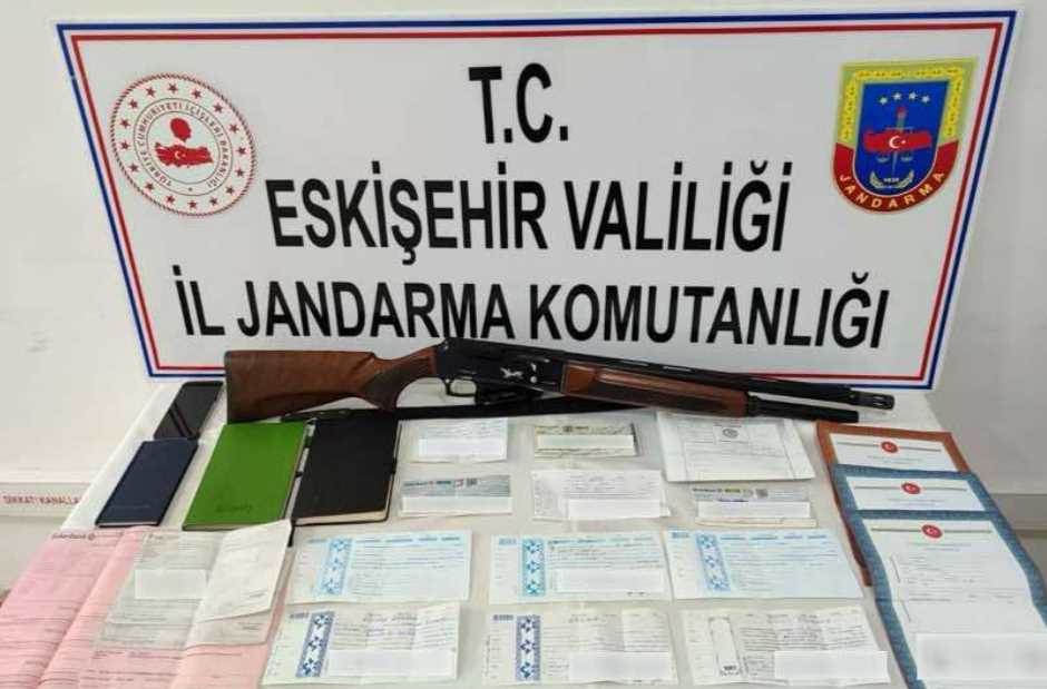 Alpu’da zorla senet imzalatıp tefecilik yapan…