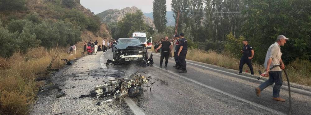 Bilecik'te feci kaza: Motosiklet sürücüsü yaş…
