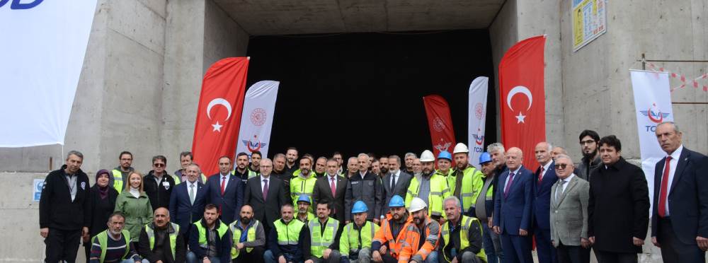 Bilecik’te T26 tüneli incelemesi: YHT hattınd…