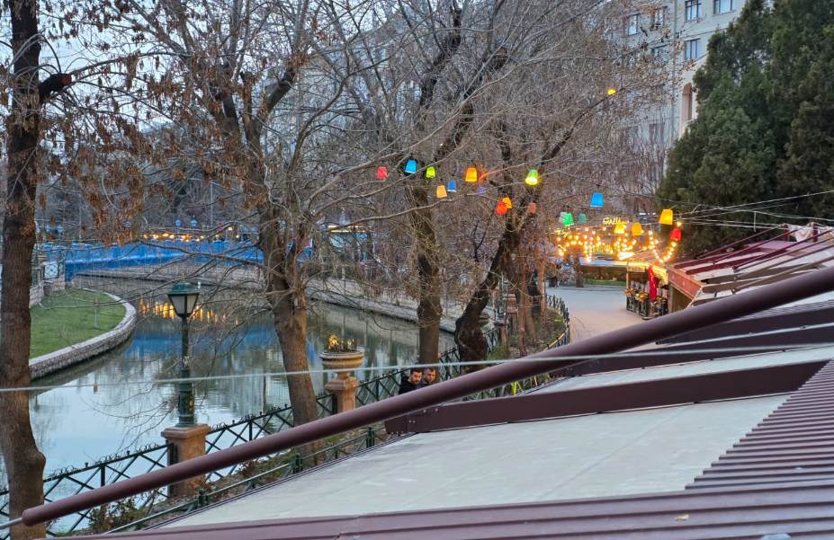 Eskişehir Adalar’da akşam ışıltısı: Porsuk Ça…