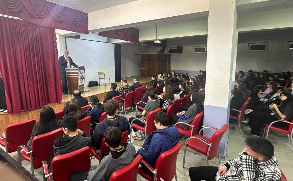 Eskişehir’de “Namaz Ağacı” yarışmasında ödüll…