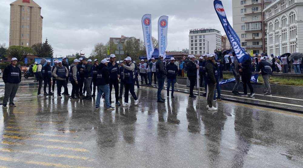 Eskişehir’de 1 Mayıs yürüyüşleri sıkı güvenli…